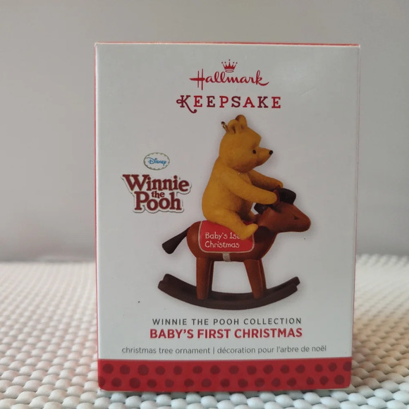Hallmark Keepsake Christmas Ornament Winnie the Pooh Baby's First Christmas 2013 - Picture 1 of 3